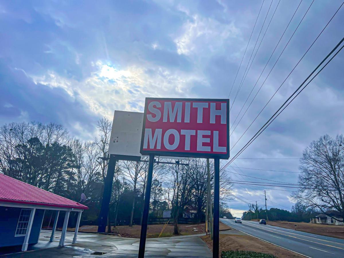 Smith Motel 卡尔霍恩 外观 照片
